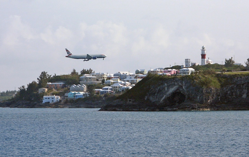 Llegar a las Islas Bermudas en avión