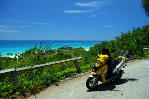 bermudas-alquiler-scooter-motos