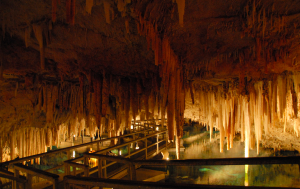 bermudas-crystal-caves-cuevas