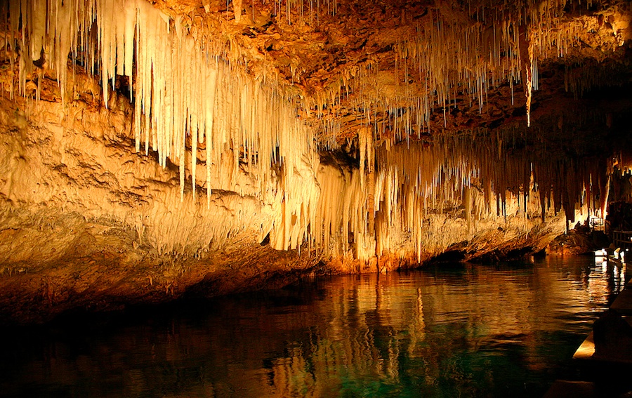 bermudas-crystal-caves-cuevas